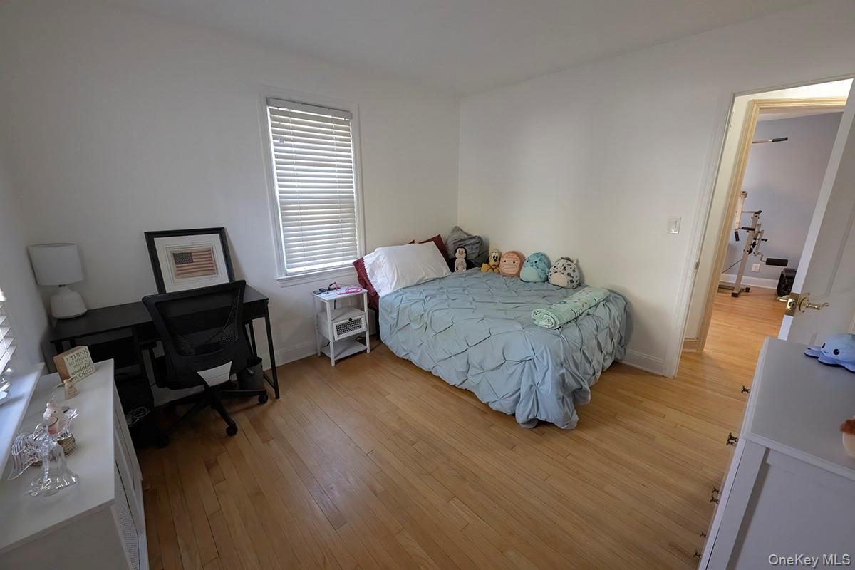 471 Windsor Place, Oceanside, NY 11572