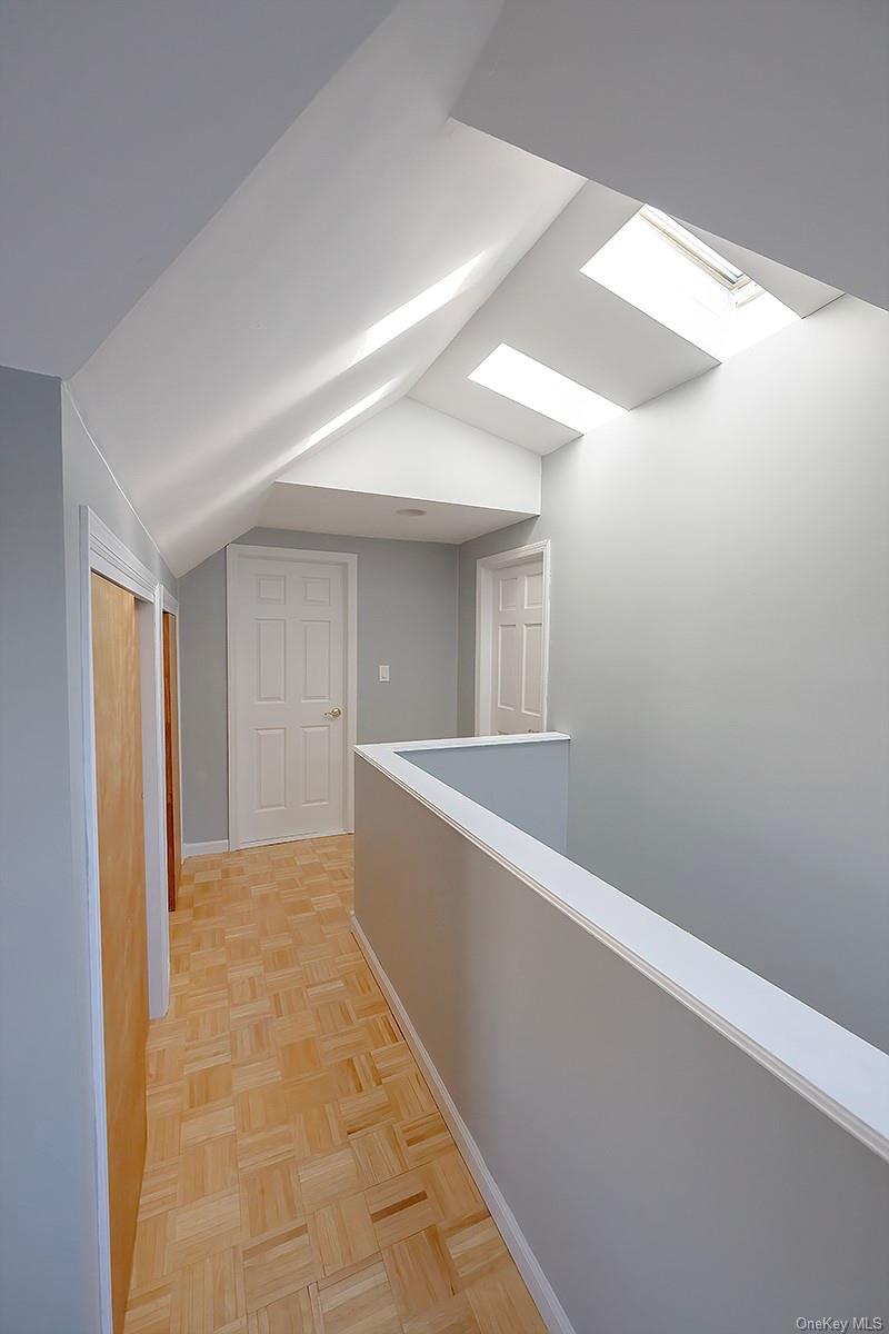 471 Windsor Place, Oceanside, NY 11572