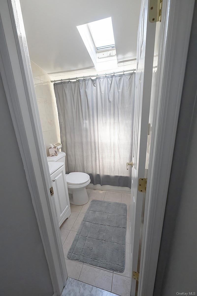 471 Windsor Place, Oceanside, NY 11572