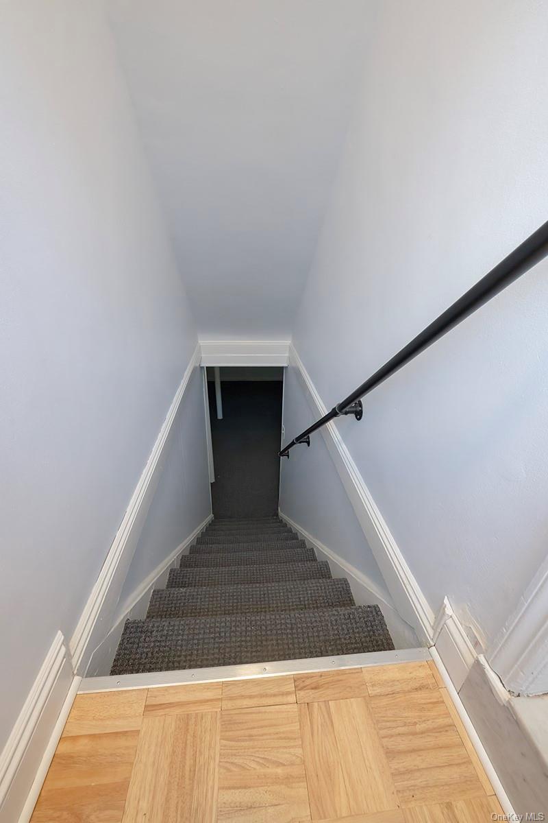 471 Windsor Place, Oceanside, NY 11572