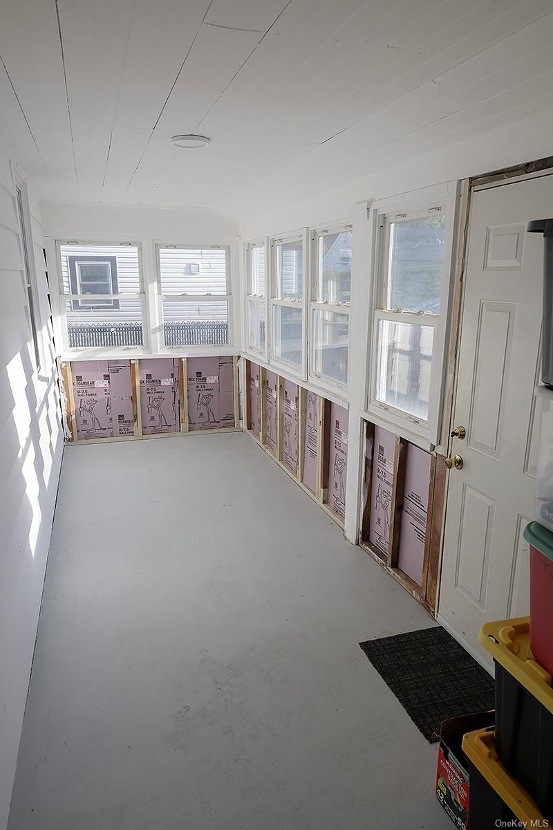 471 Windsor Place, Oceanside, NY 11572