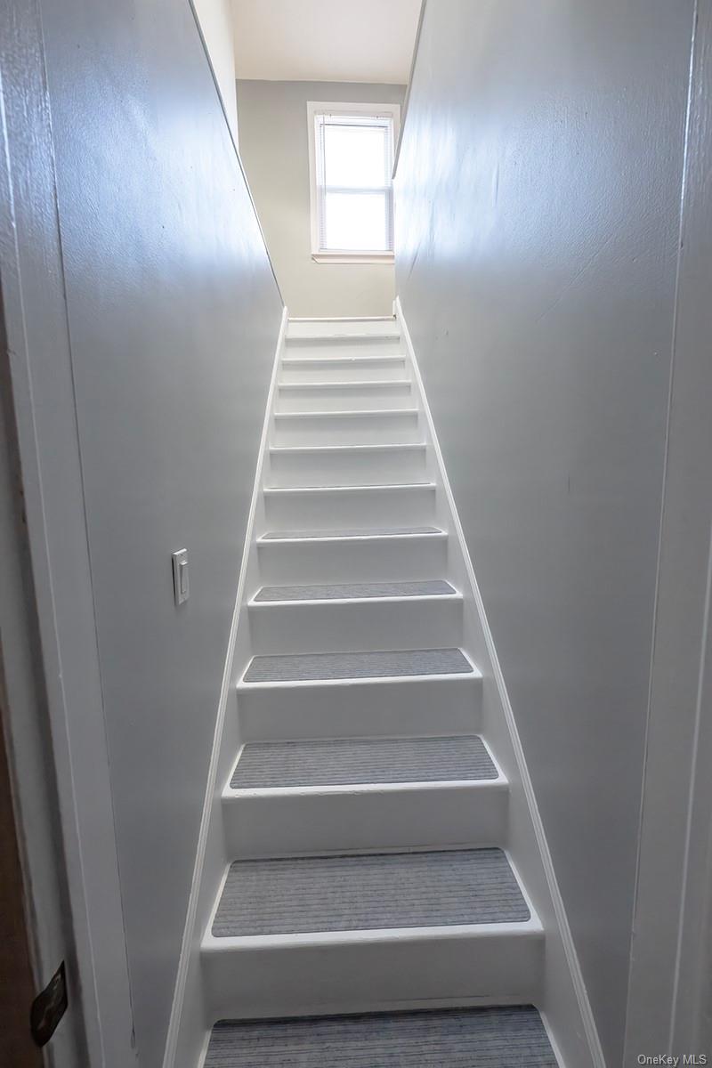 471 Windsor Place, Oceanside, NY 11572