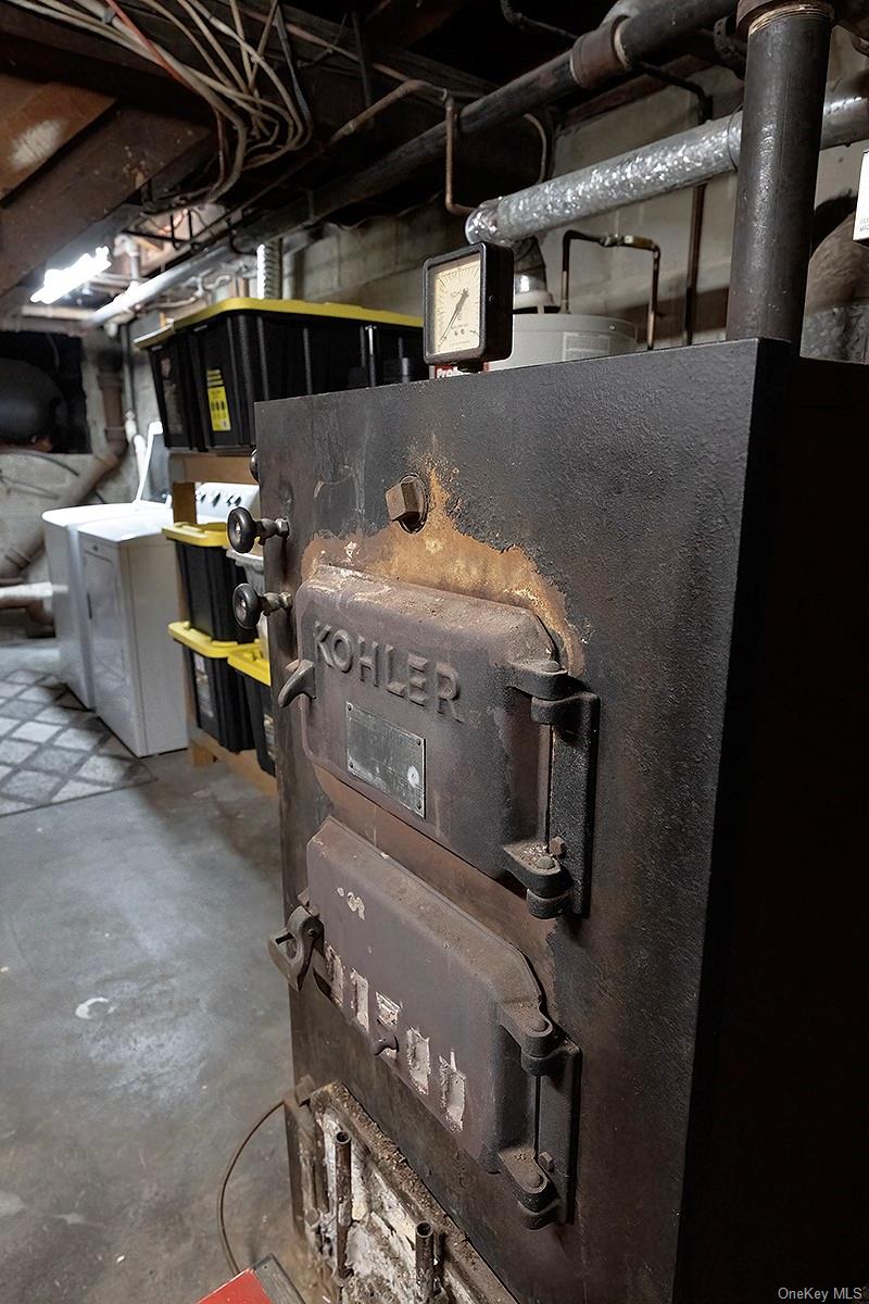 471 Windsor Place, Oceanside, NY 11572