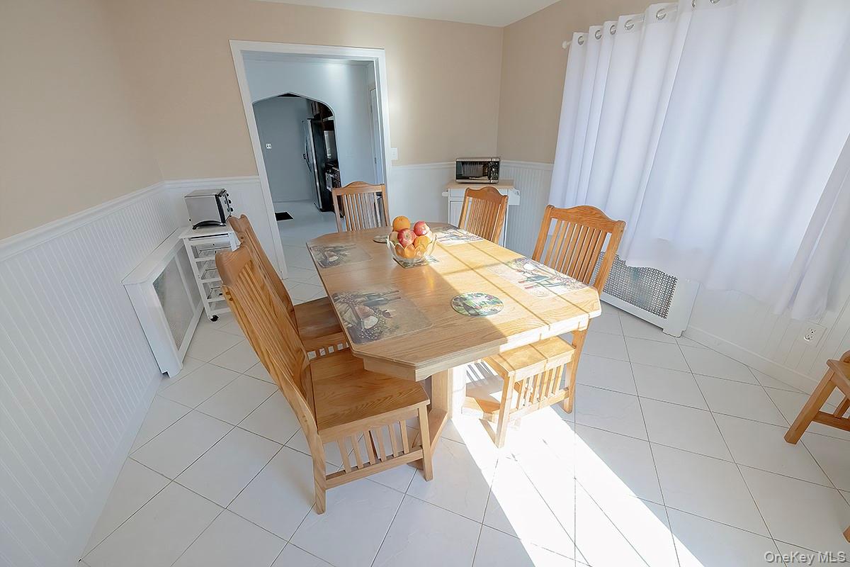 471 Windsor Place, Oceanside, NY 11572