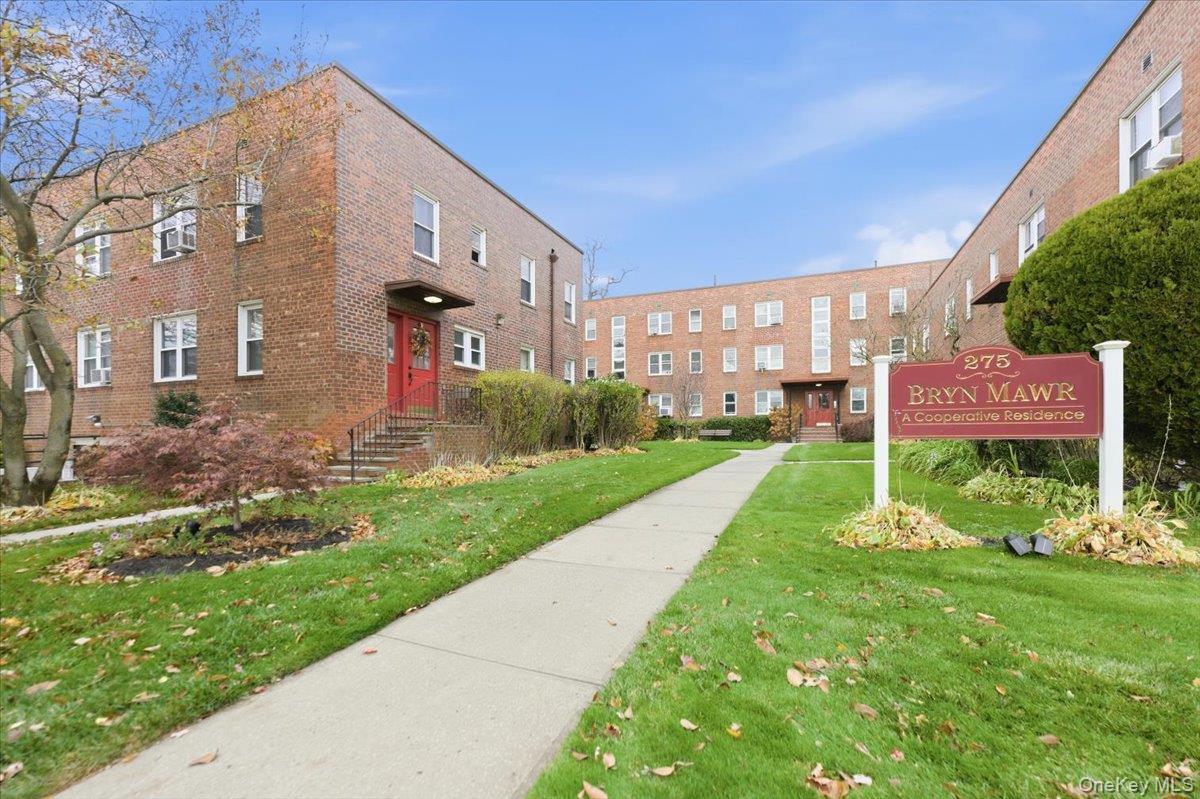 275 Maple Avenue # B 1, Rockville Centre, NY 11570