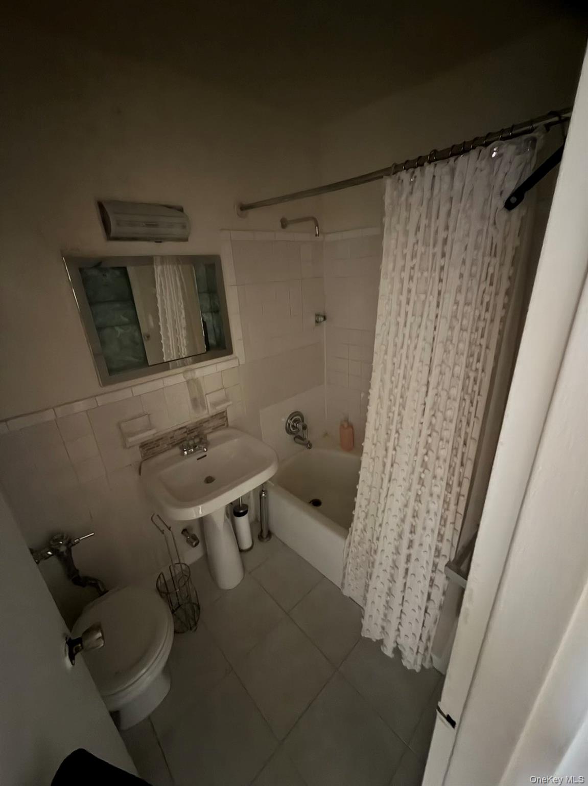 143-40 Roosevelt Avenue # #5J, Flushing, NY 11354