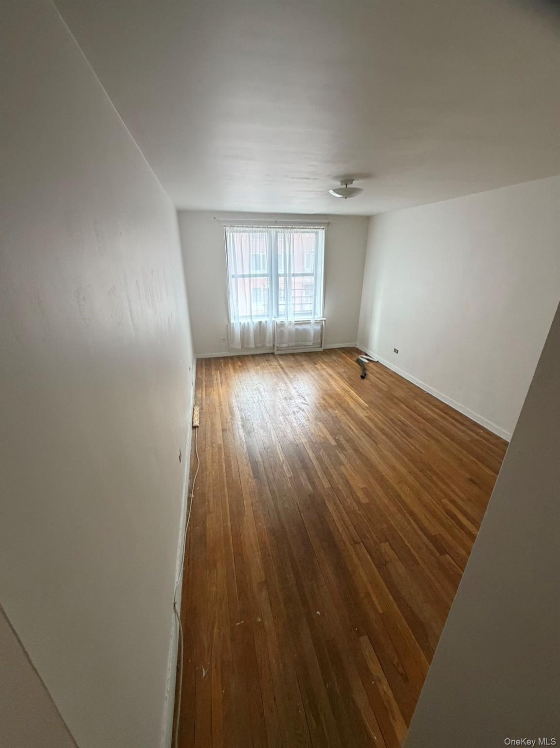 143-40 Roosevelt Avenue # #5J, Flushing, NY 11354
