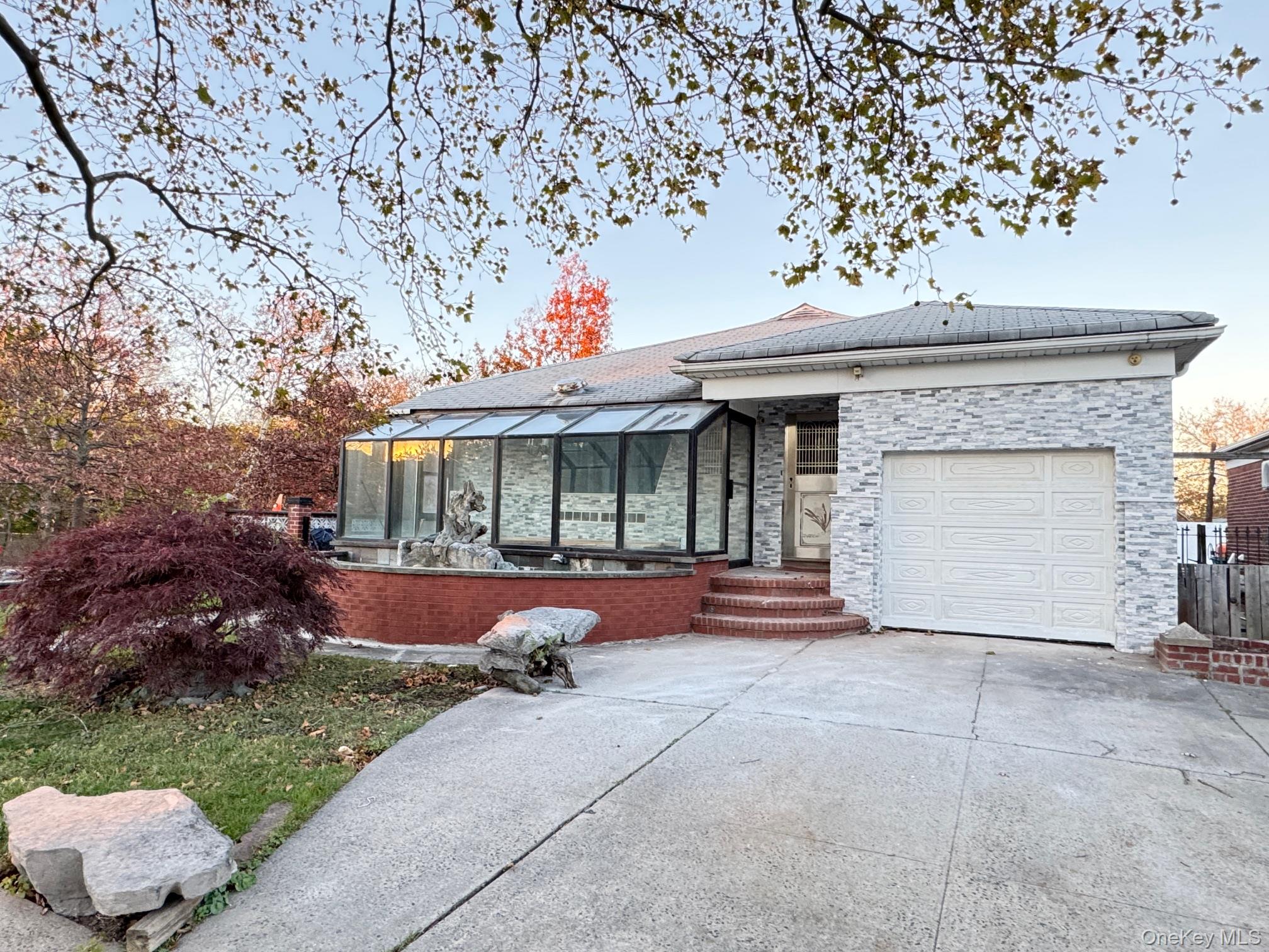 5003 Horatio Parkway, Oakland Gardens, NY 11364