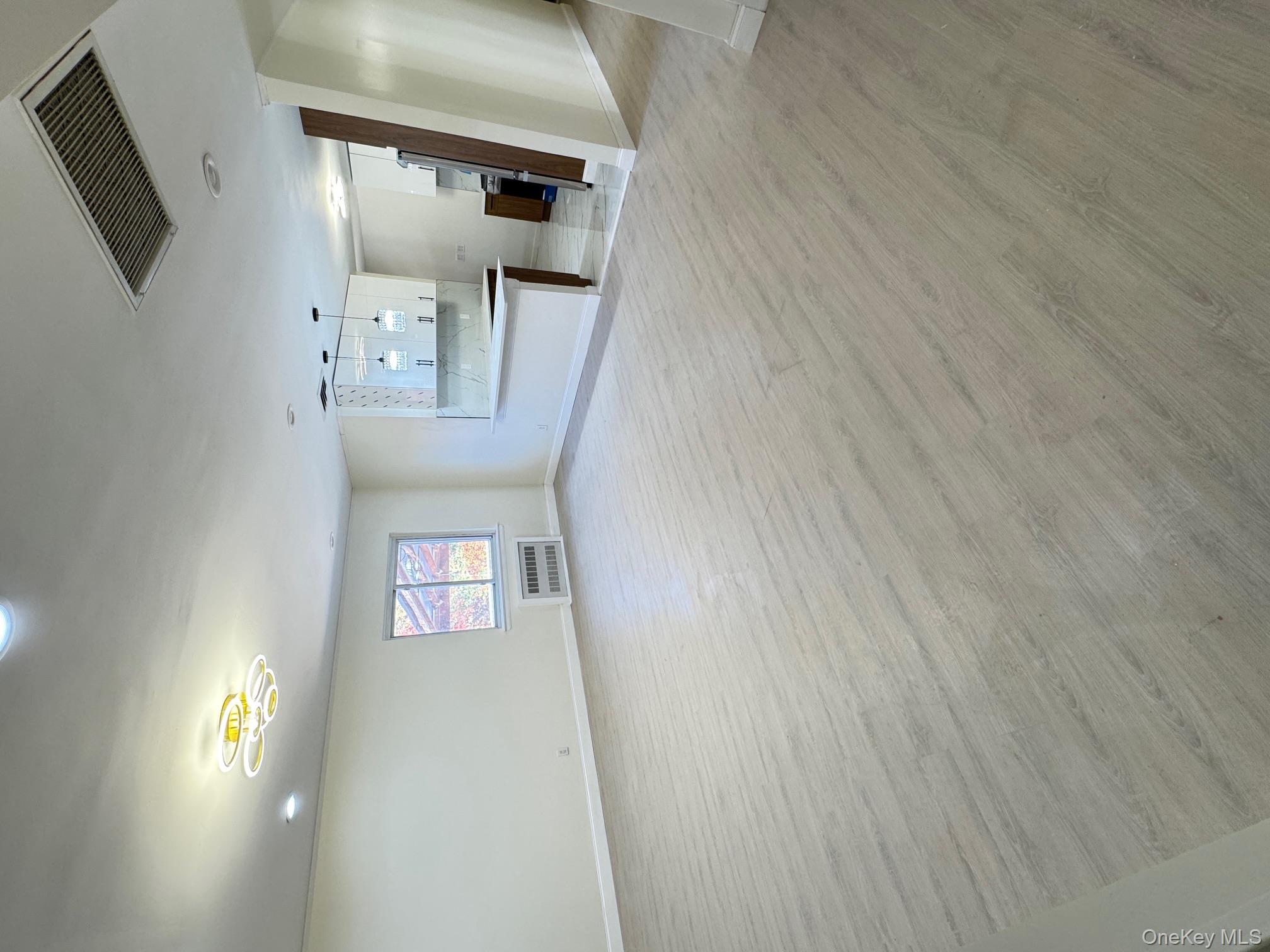 5003 Horatio Parkway, Oakland Gardens, NY 11364