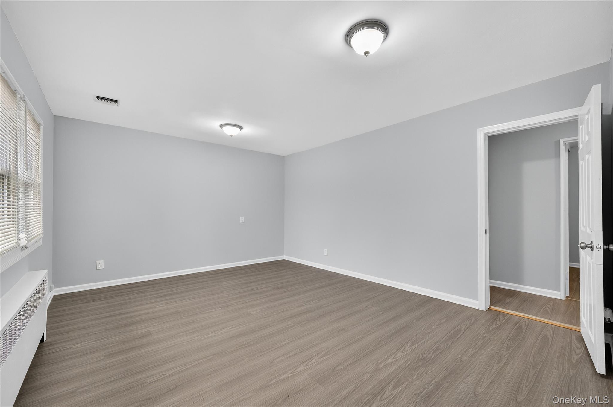 552 Old Country Road, Plainview, NY 11803