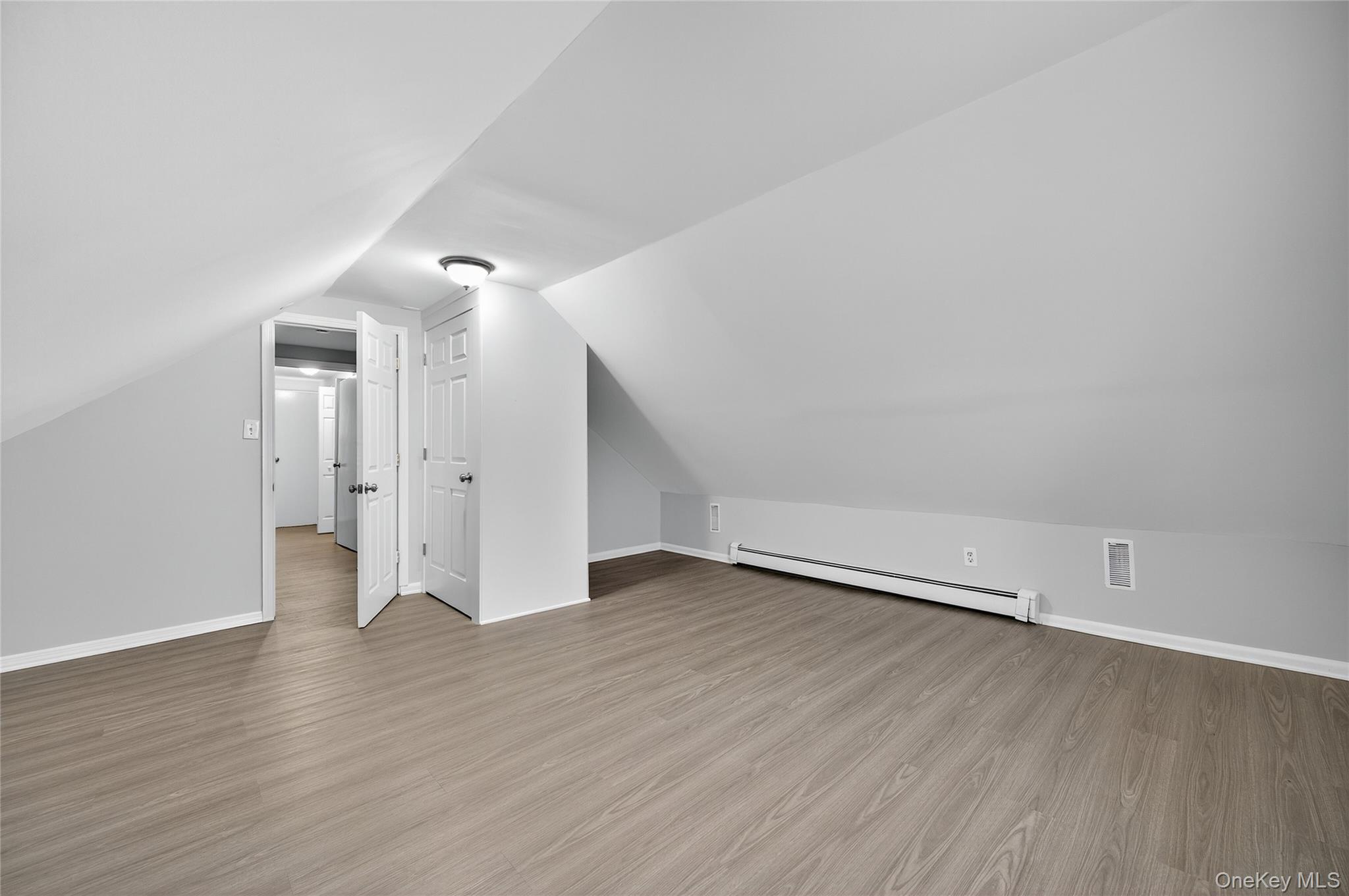 552 Old Country Road, Plainview, NY 11803