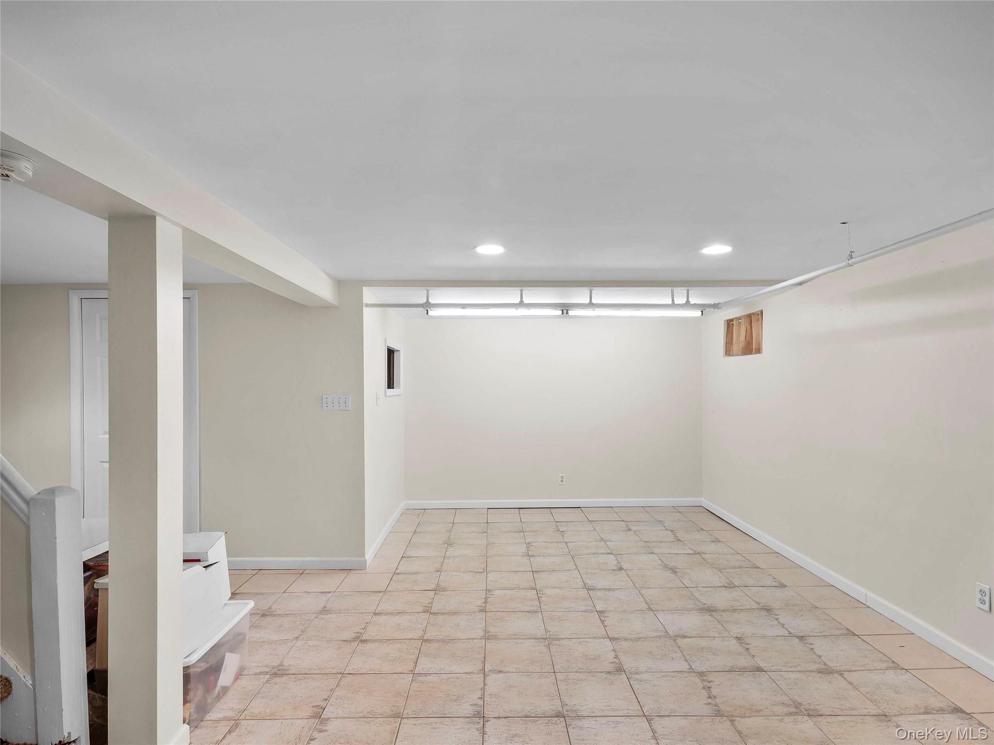 16407 27th Avenue, Flushing, NY 11354