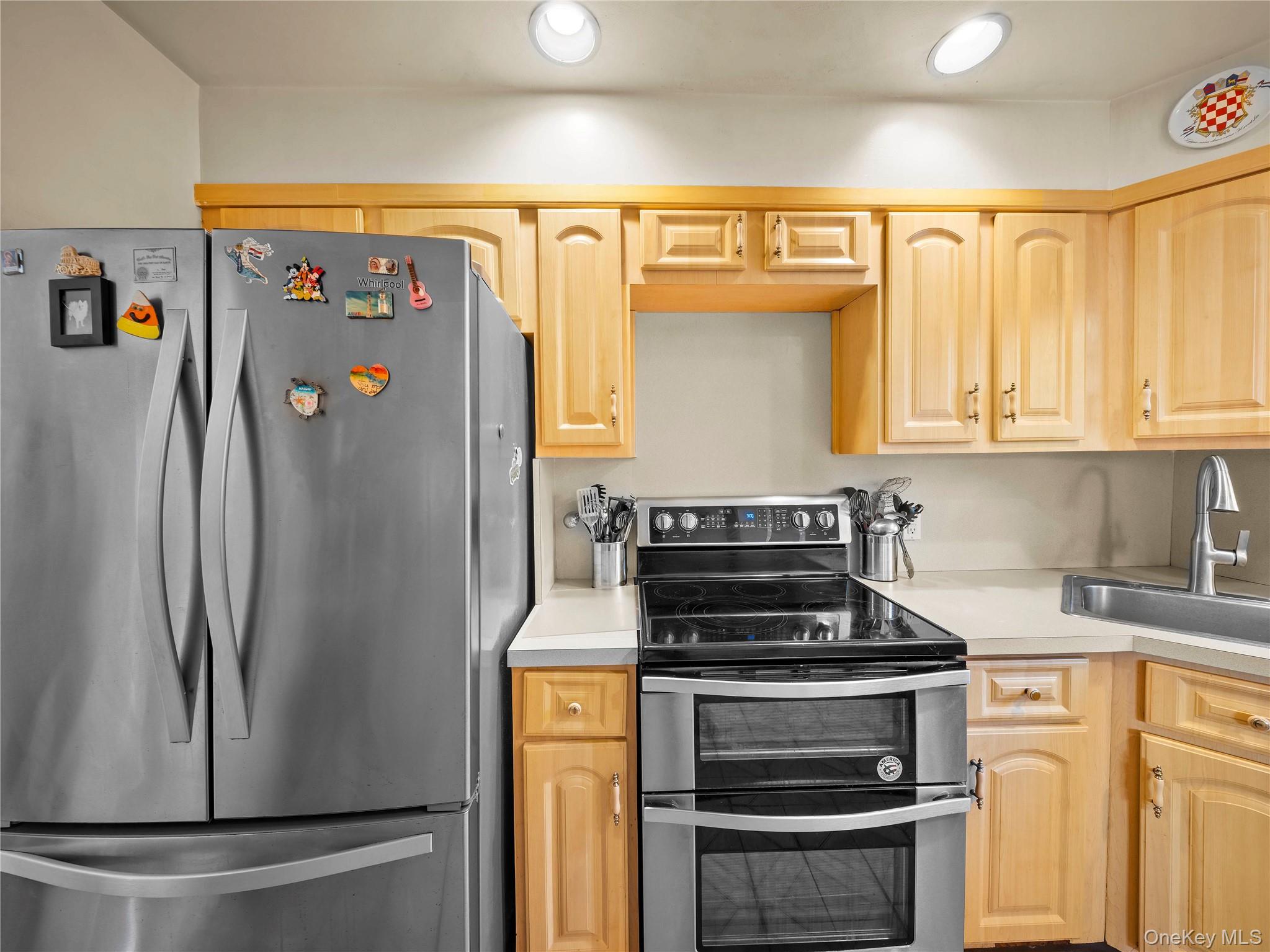 16407 27th Avenue, Flushing, NY 11354