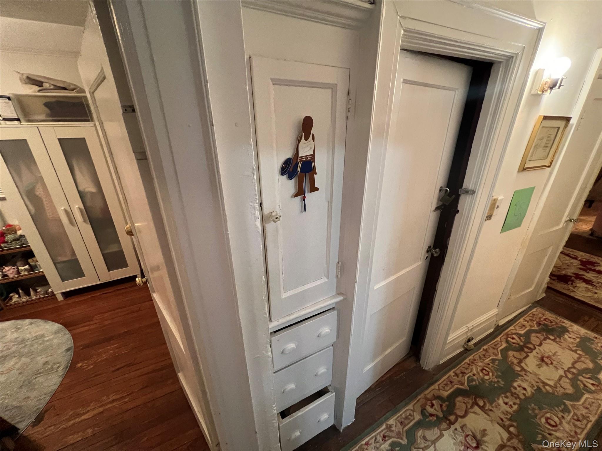 150-67 87 Avenue, Briarwood, NY 11432