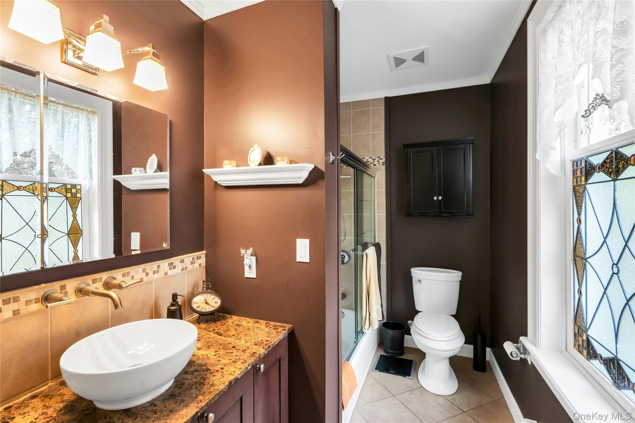 24 Elm Avenue, Smithtown, NY 11787