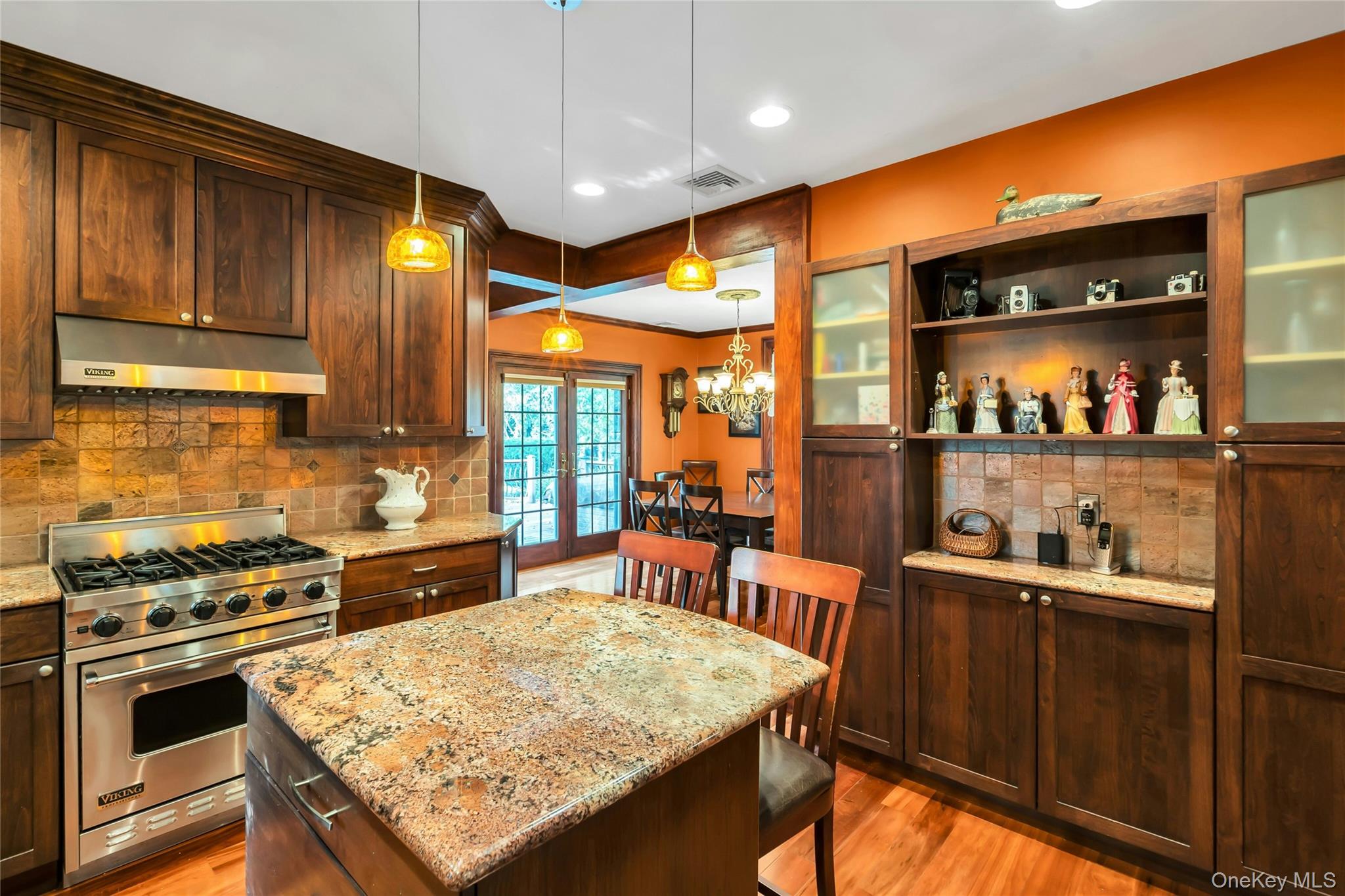 24 Elm Avenue, Smithtown, NY 11787