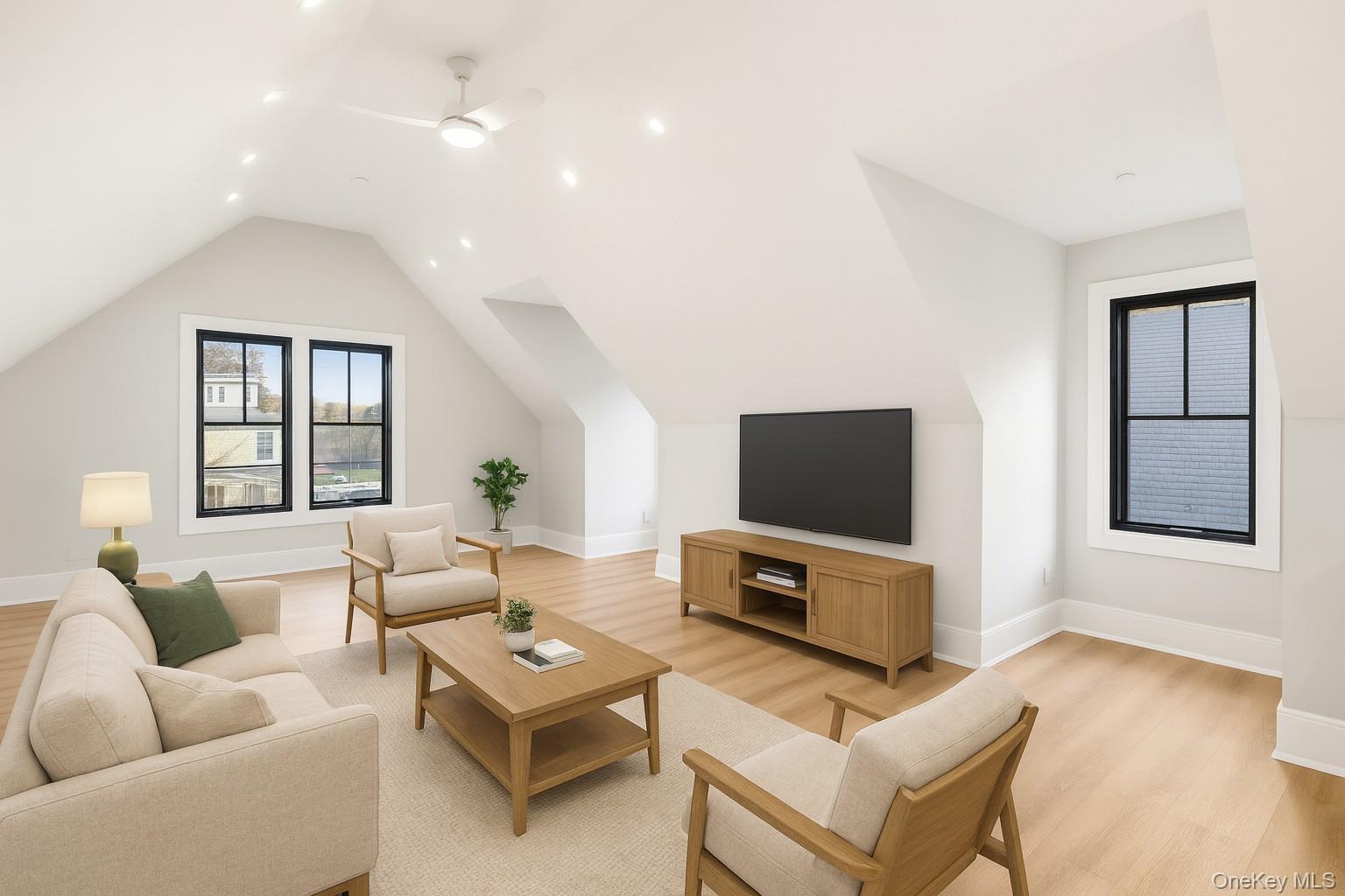 34 Clinton Avenue # 10, Dobbs Ferry, NY 10522