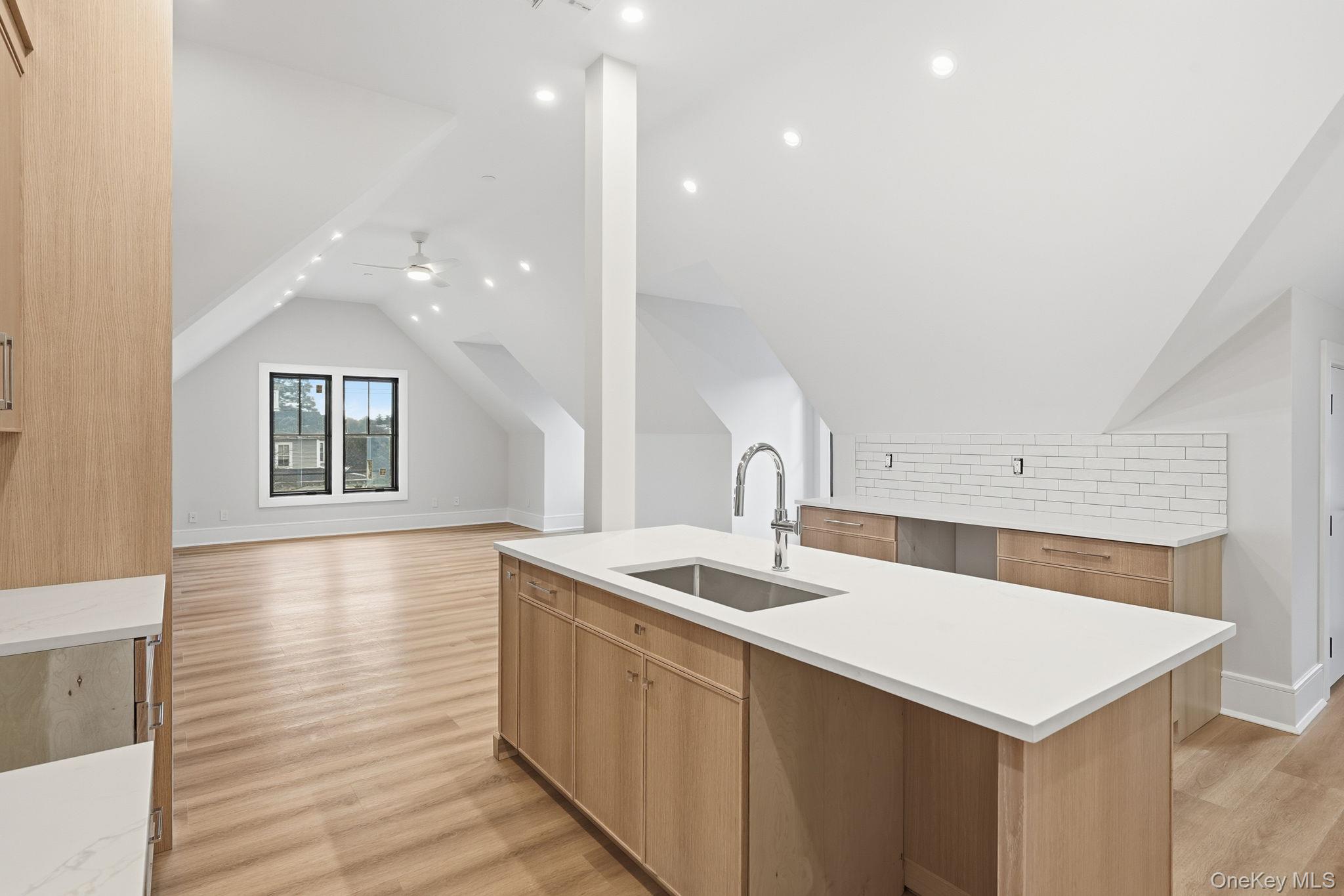 34 Clinton Avenue # 10, Dobbs Ferry, NY 10522