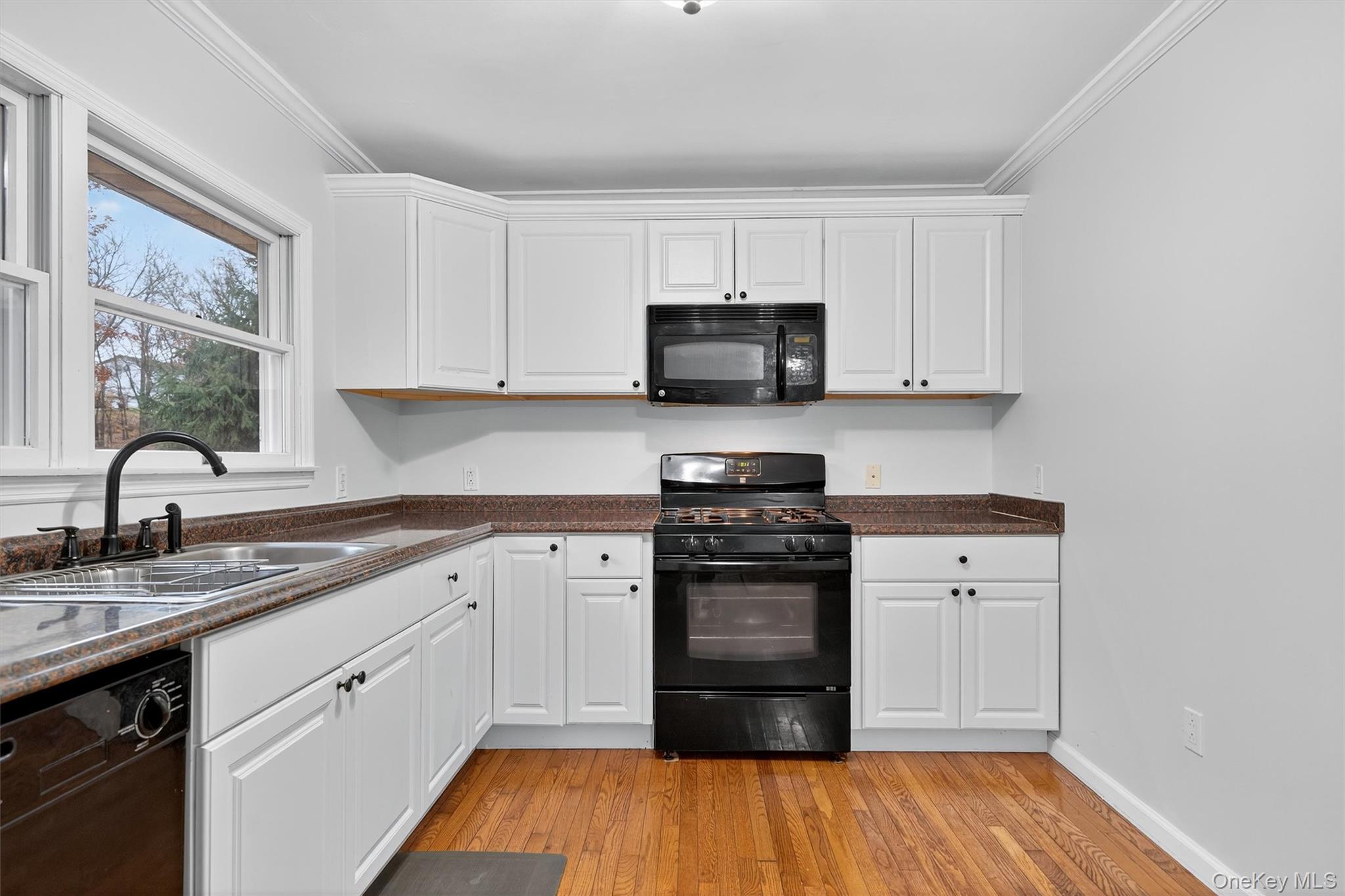 24 Patricia Lane, Washingtonville, NY 10992