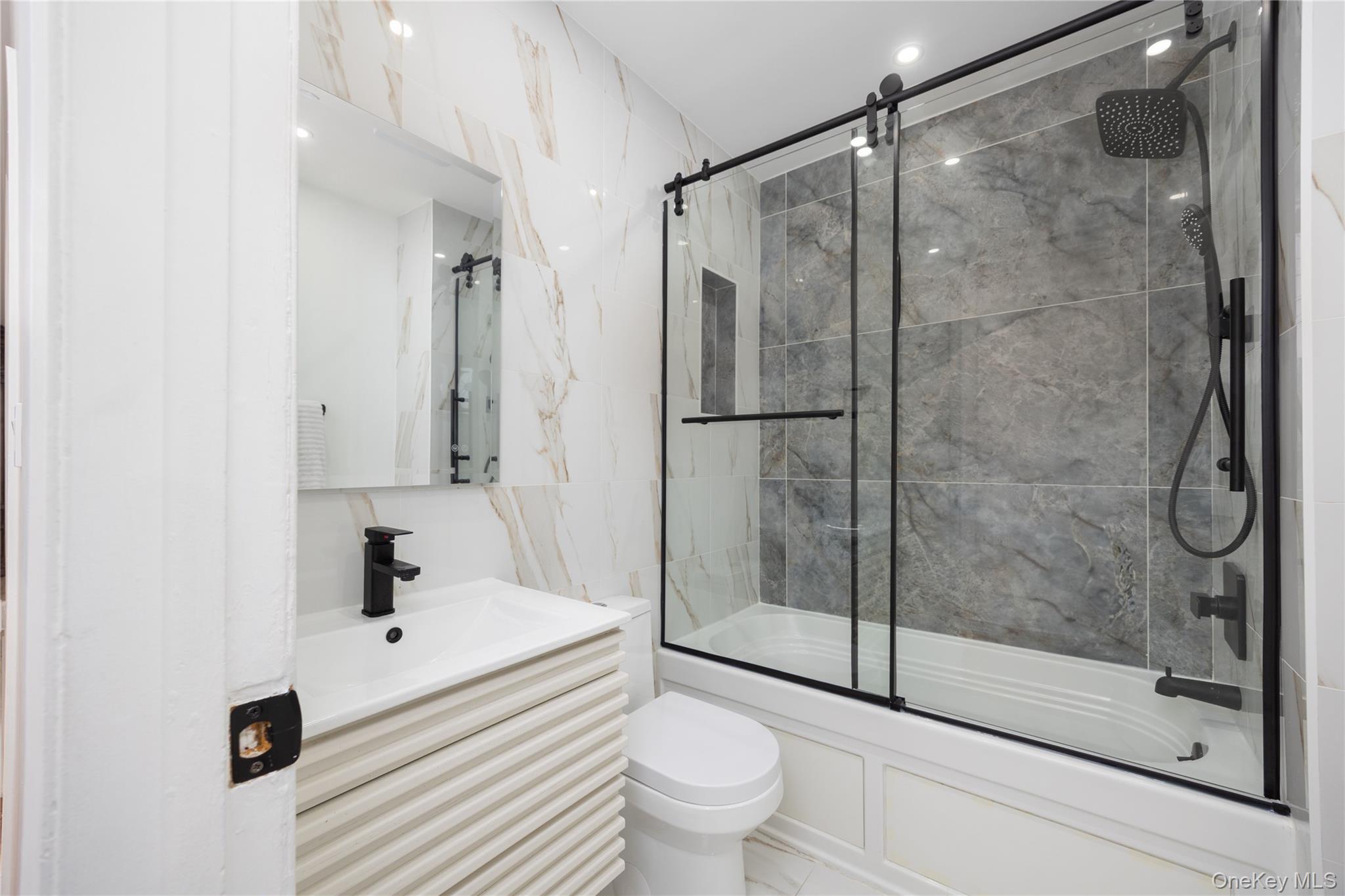 16 Twin Lakes Drive, Monsey, NY 10952