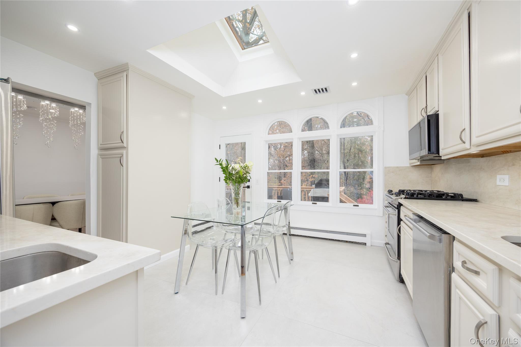 16 Twin Lakes Drive, Monsey, NY 10952