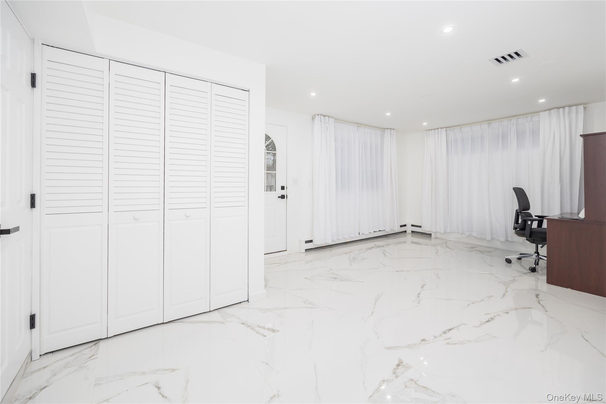 16 Twin Lakes Drive, Monsey, NY 10952