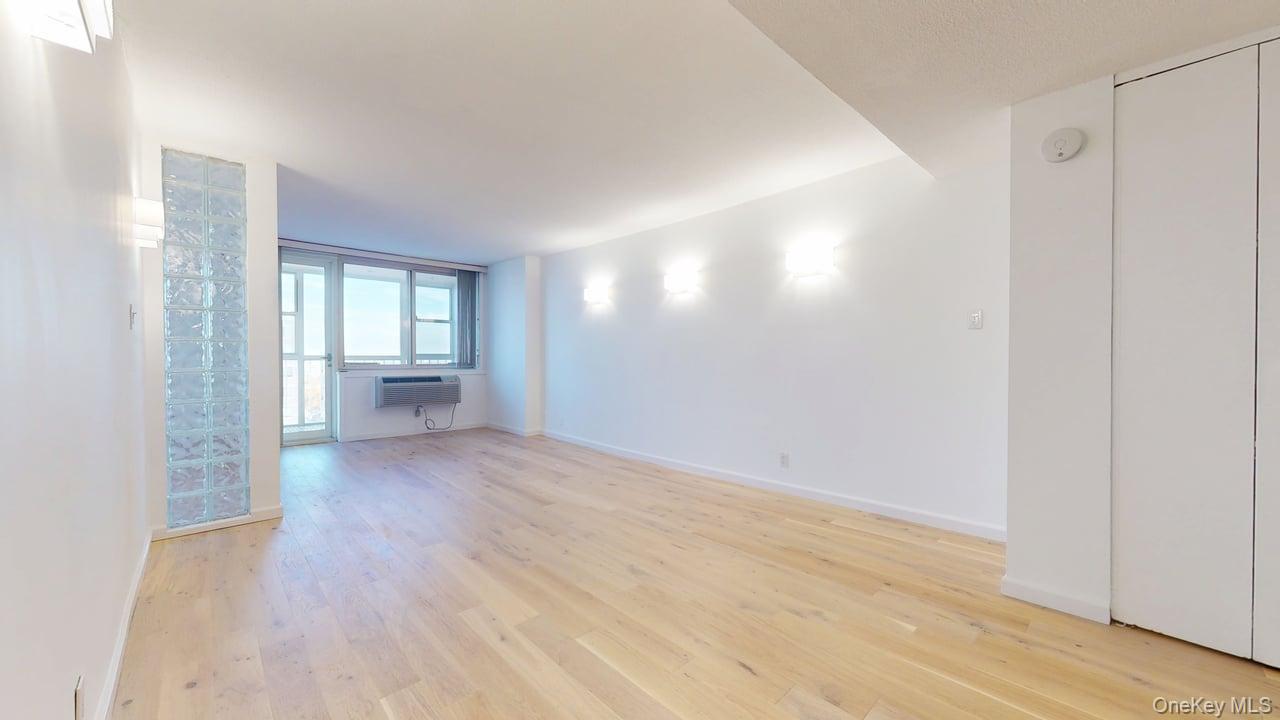 118-17 Union Turnpike # 18H, Forest Hills, NY 11375