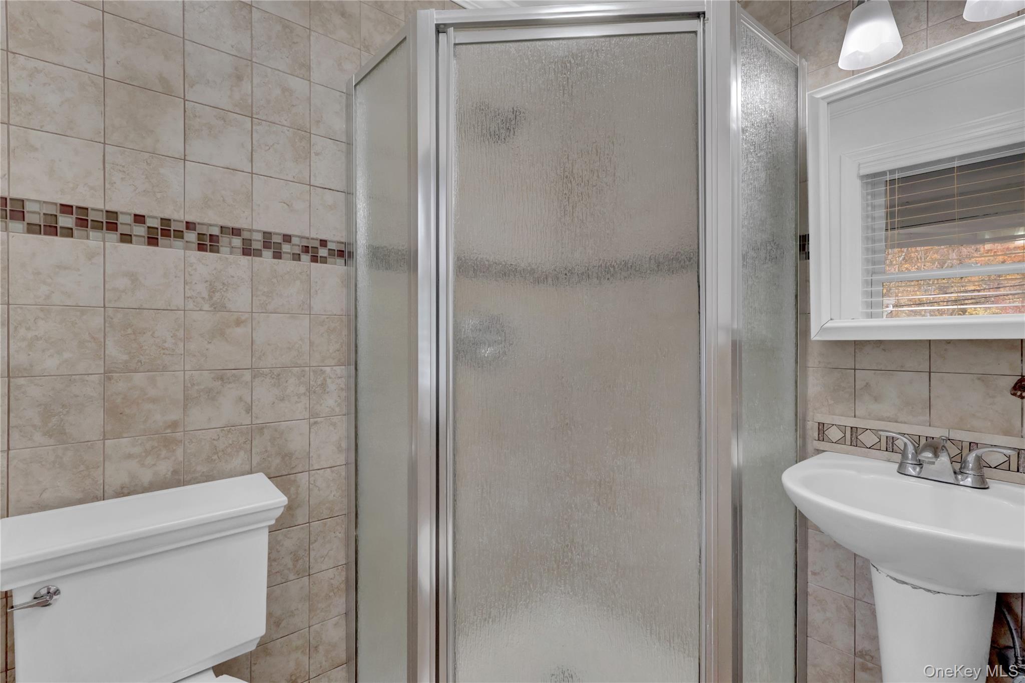 415 Pond Path, East Setauket, NY 11733