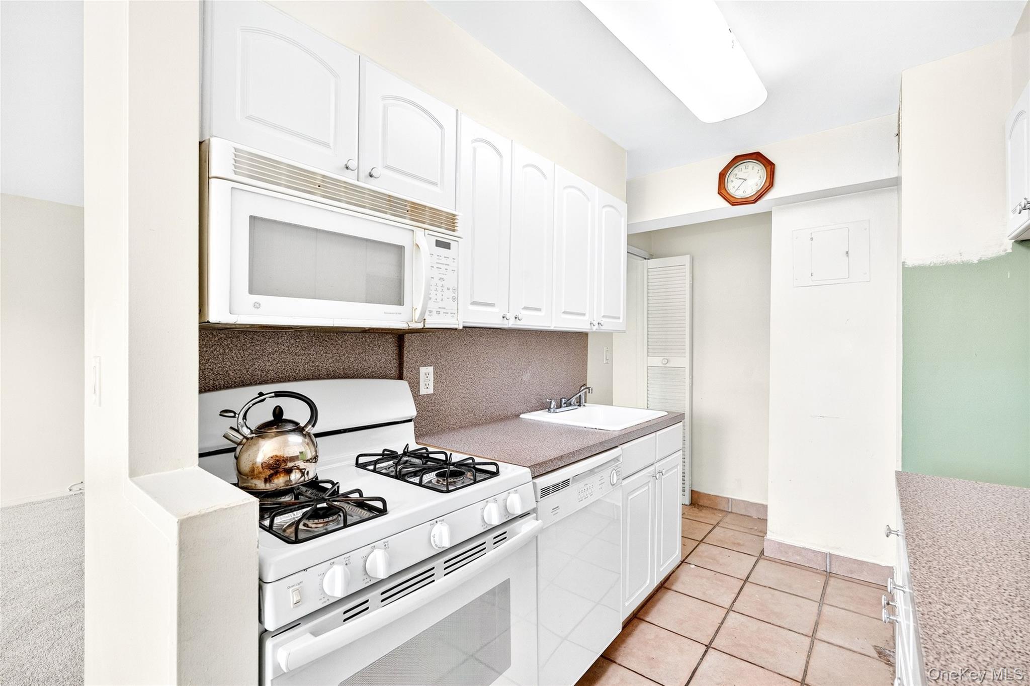 80 E Hartsdale Avenue # 418, Hartsdale, NY 10530