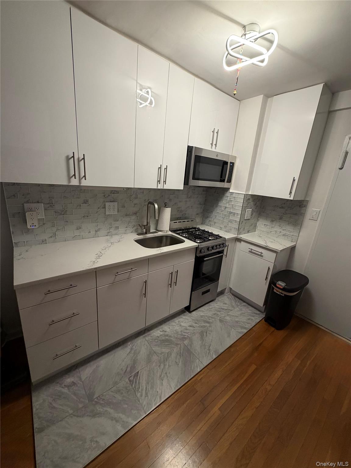 76-26 113 Street # 6 H, Forest Hills, NY 11375