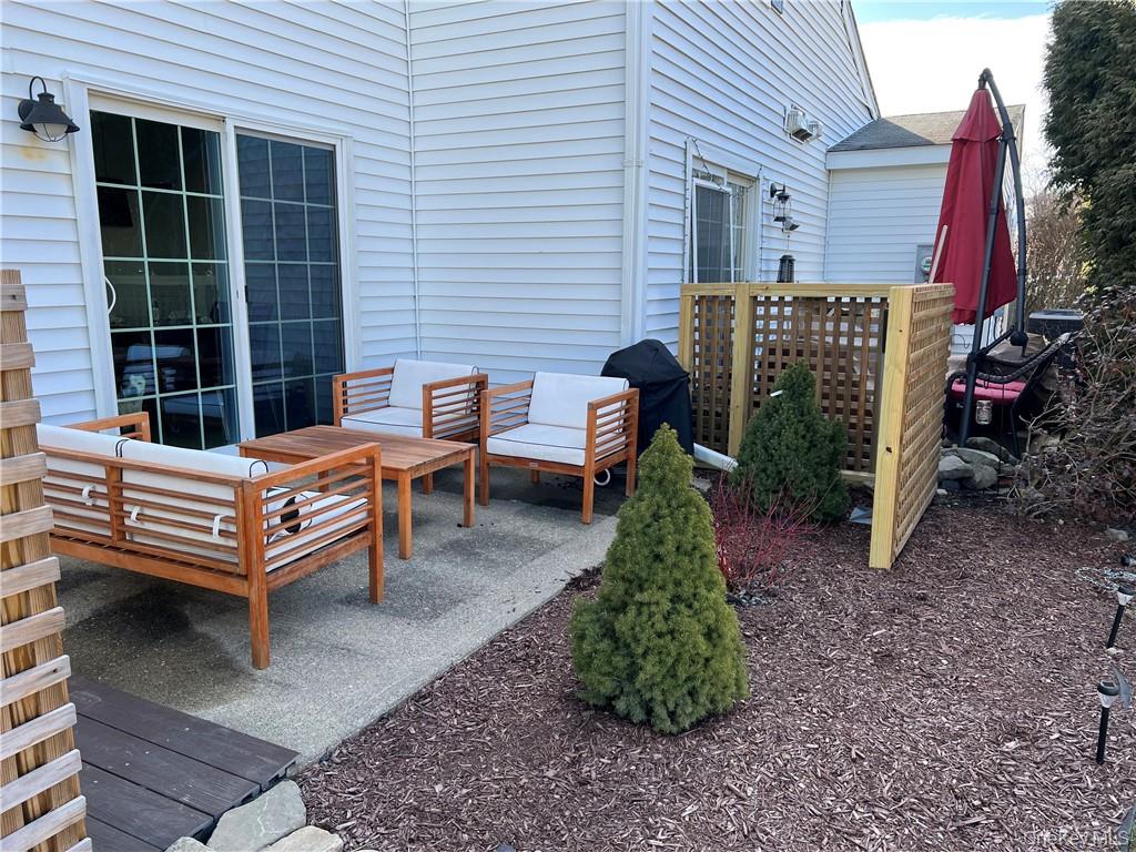 255 Homestead Village Drive, Warwick, NY 10990