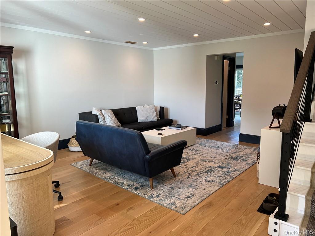 255 Homestead Village Drive, Warwick, NY 10990