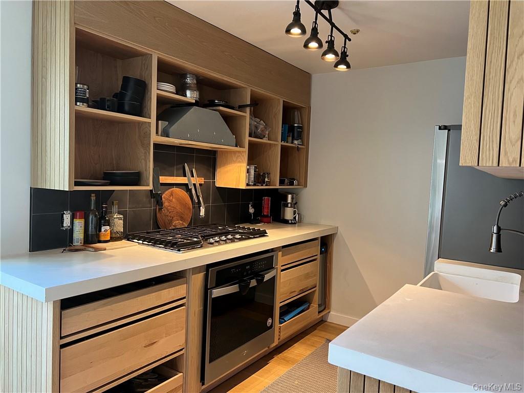 255 Homestead Village Drive, Warwick, NY 10990