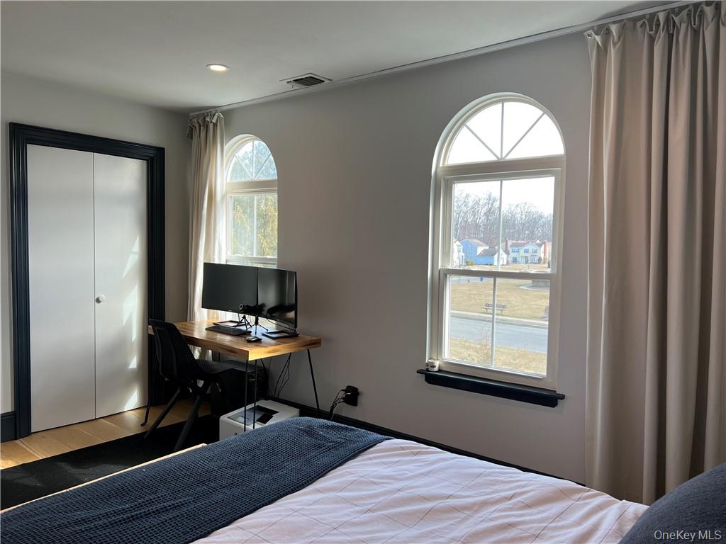 255 Homestead Village Drive, Warwick, NY 10990