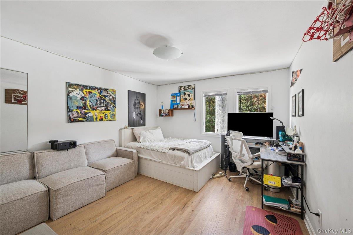 117 Locust Lane, Northport, NY 11768