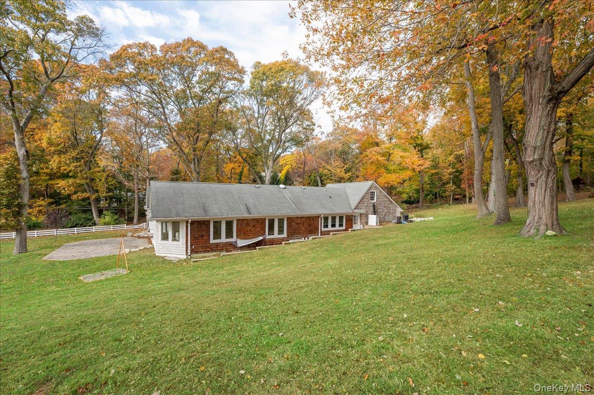 117 Locust Lane, Northport, NY 11768