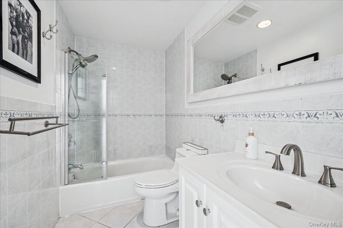 117 Locust Lane, Northport, NY 11768