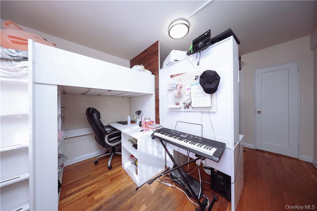 2705 Kings Highway # 4A, Brooklyn, NY 11230