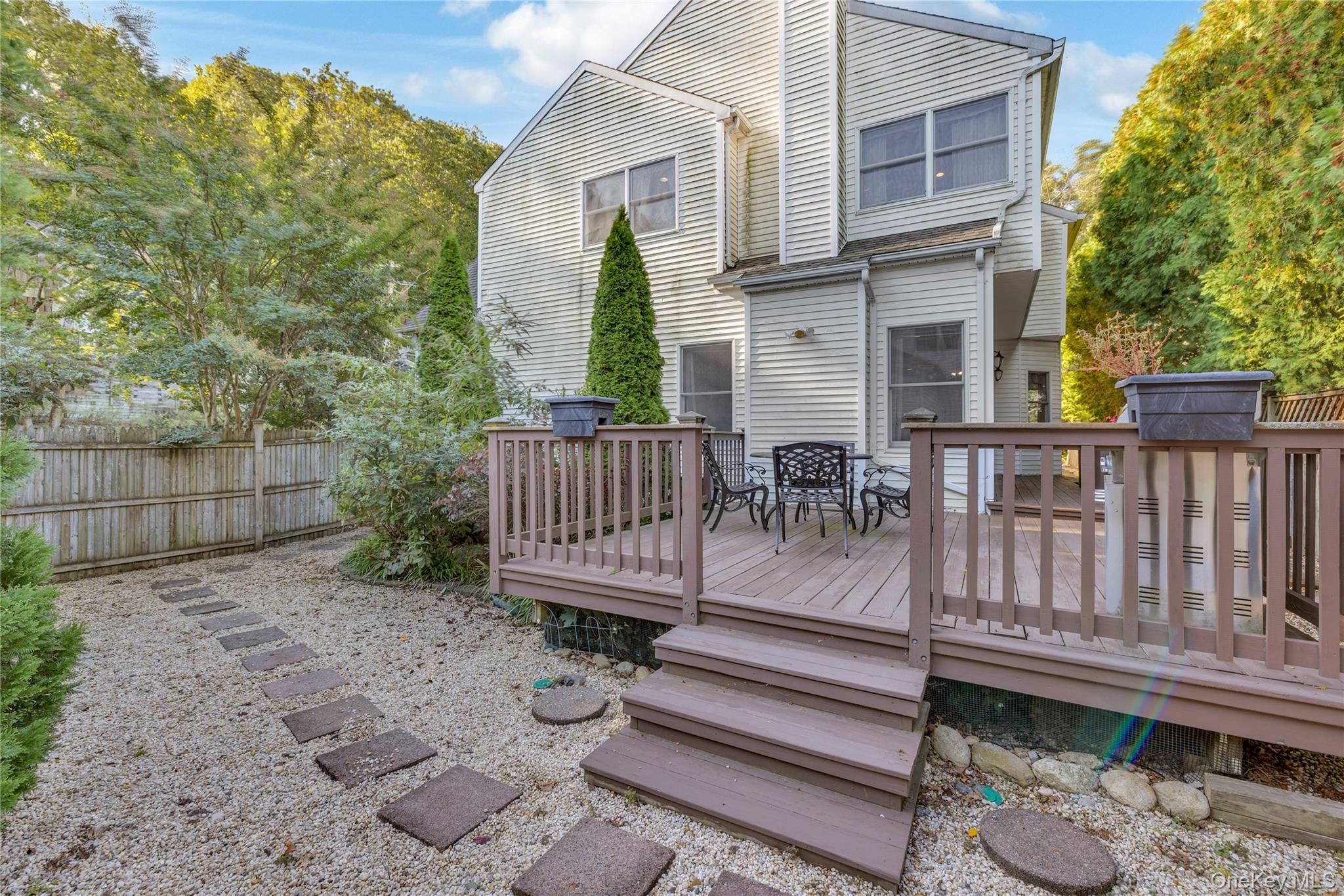 124 Fleets Cove Road, Huntington, NY 11743