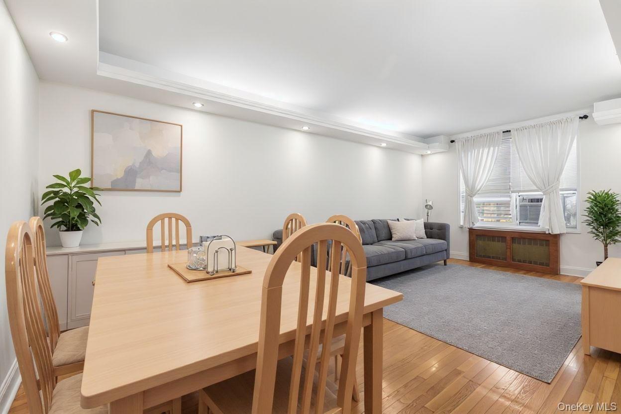 64-11 99th Street # 3O4, Rego Park, NY 11374