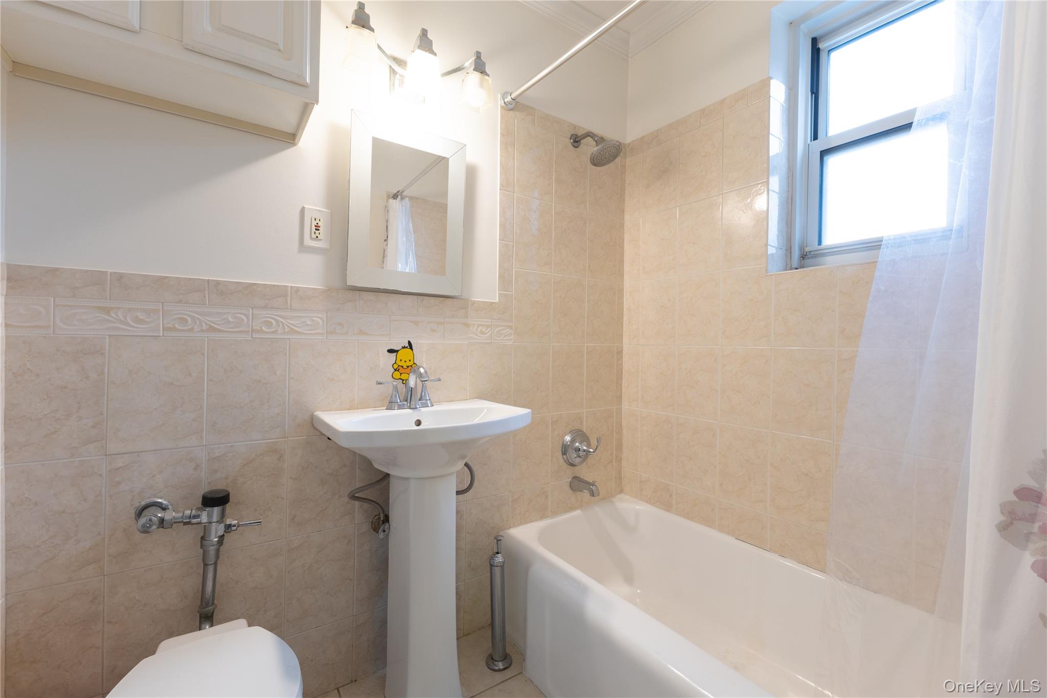 64-11 99th Street # 3O4, Rego Park, NY 11374