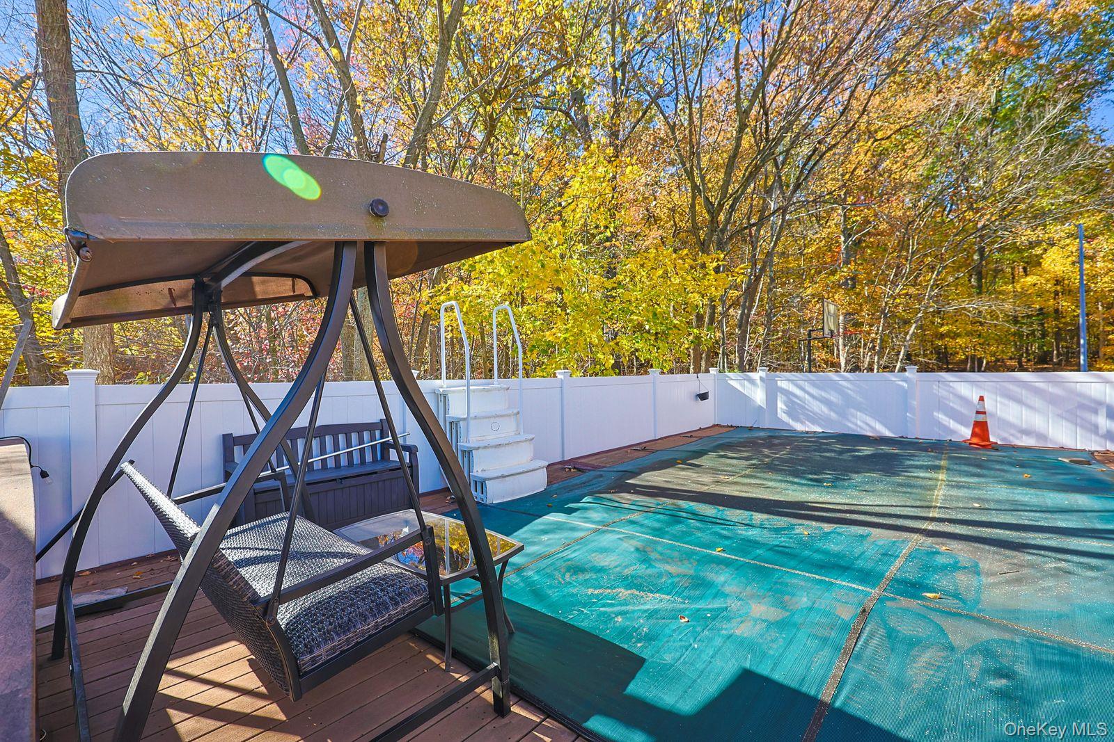 197 Park Drive N, Staten Island, NY 10314