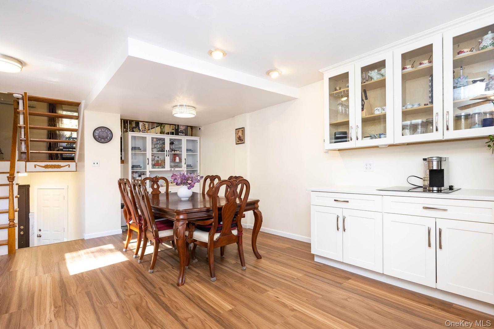 197 Park Drive N, Staten Island, NY 10314