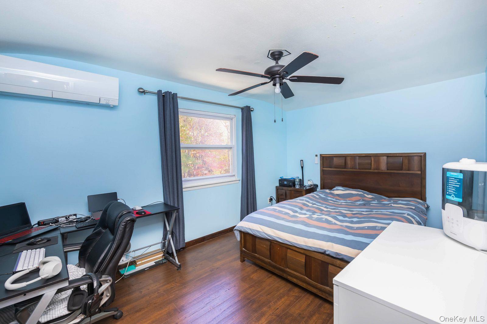 197 Park Drive N, Staten Island, NY 10314