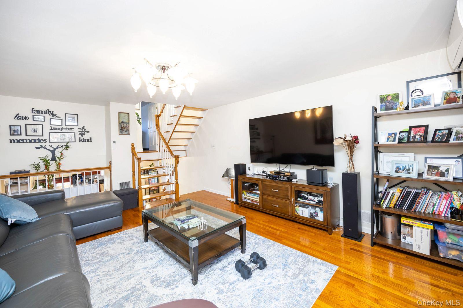 197 Park Drive N, Staten Island, NY 10314