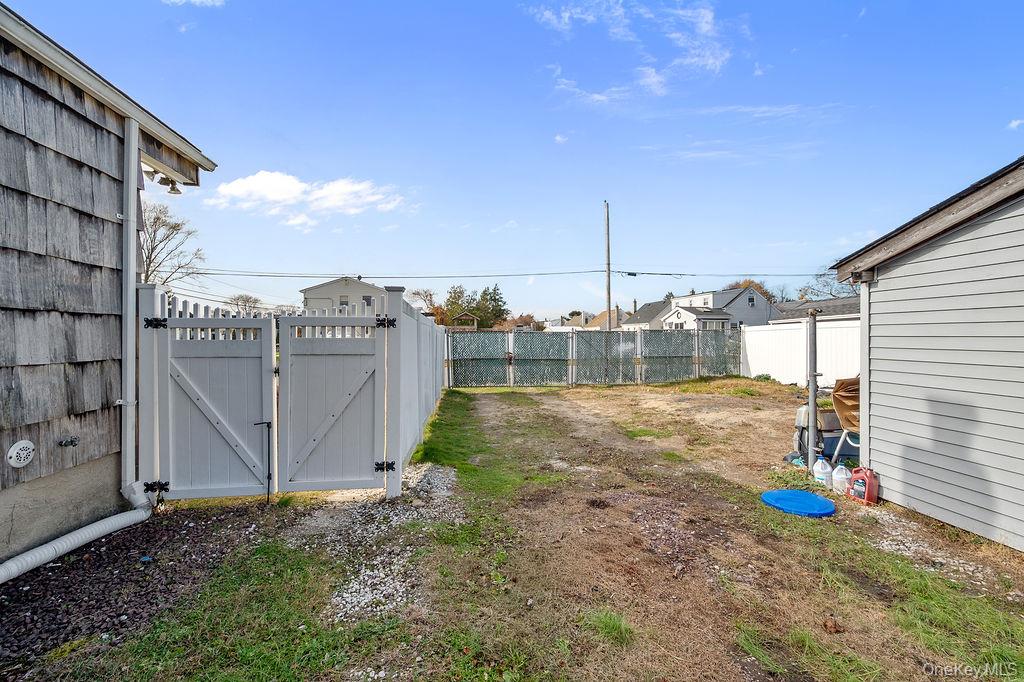 185 Throop Street, West Babylon, NY 11704