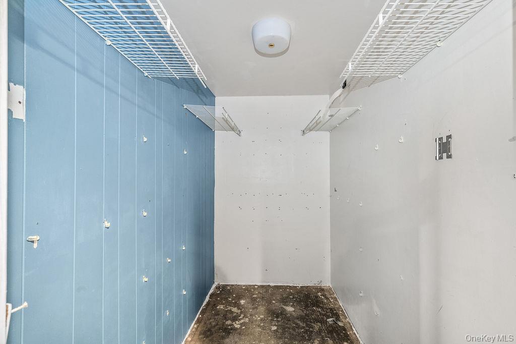 185 Throop Street, West Babylon, NY 11704