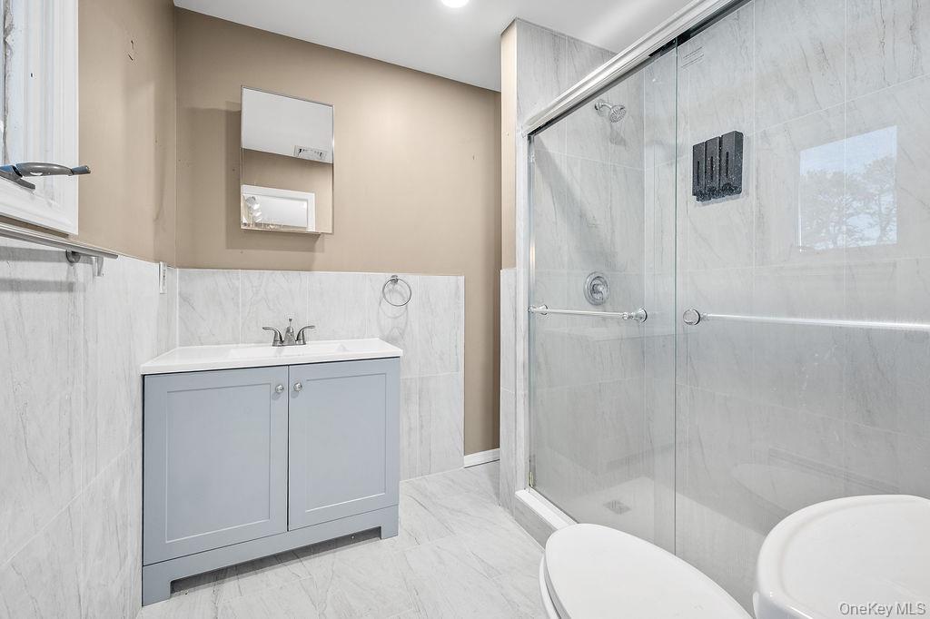 185 Throop Street, West Babylon, NY 11704