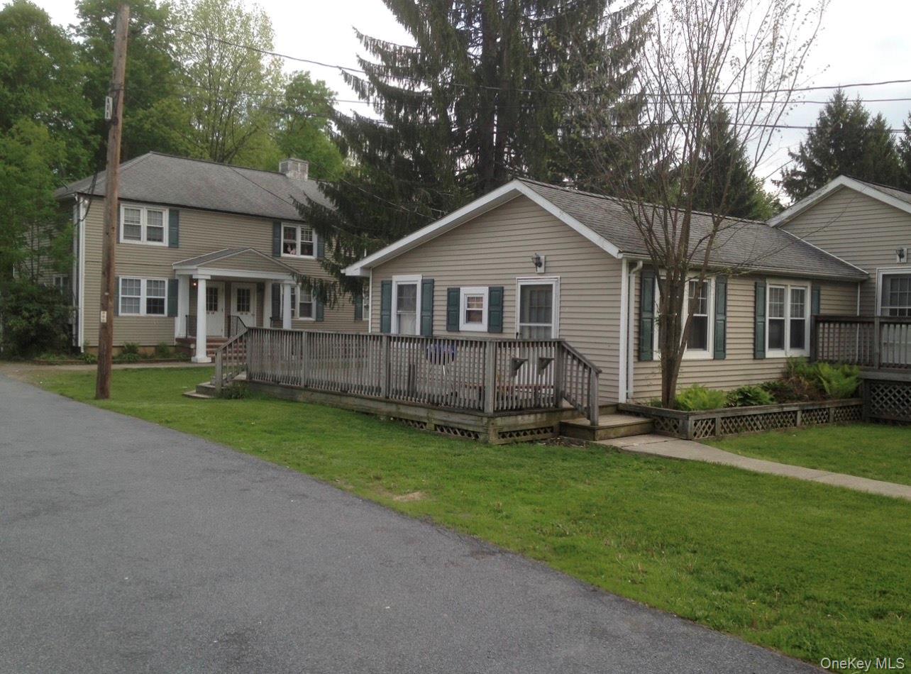 2042 Route 44 # 2038, Pleasant Valley, NY 12569