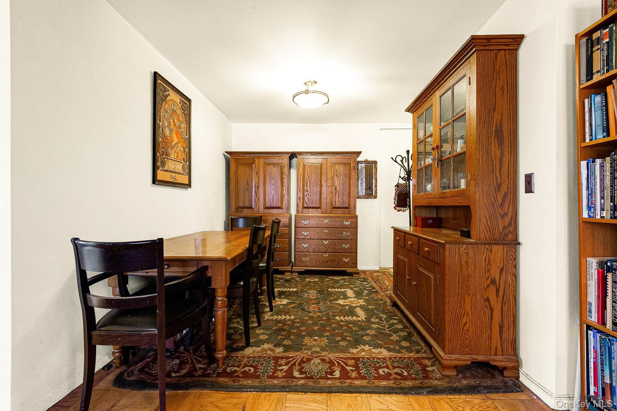 70-25 Yellowstone Boulevard # 4D, Forest Hills, NY 11375